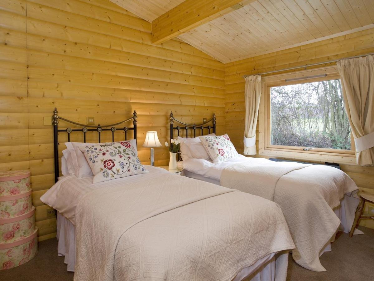 Cherbridge Lodges - Riverside Lodges, Short Lets อ็อกซ์ฟอร์ด ภายนอก รูปภาพ